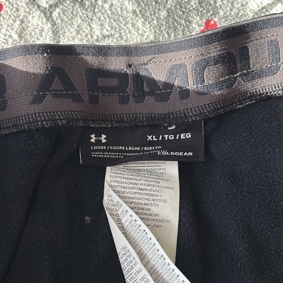 Under Armour sweatpants - Picture 3 of 4